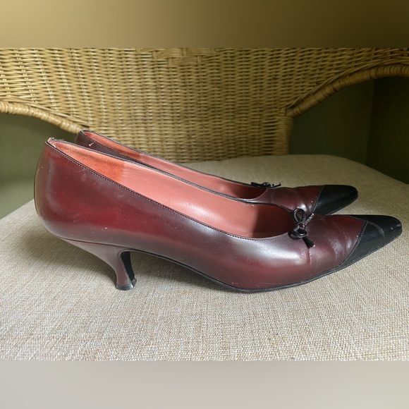 Vintage Salvatore Ferragamo leather kitten heels-size 7B - Picture 4 of 11